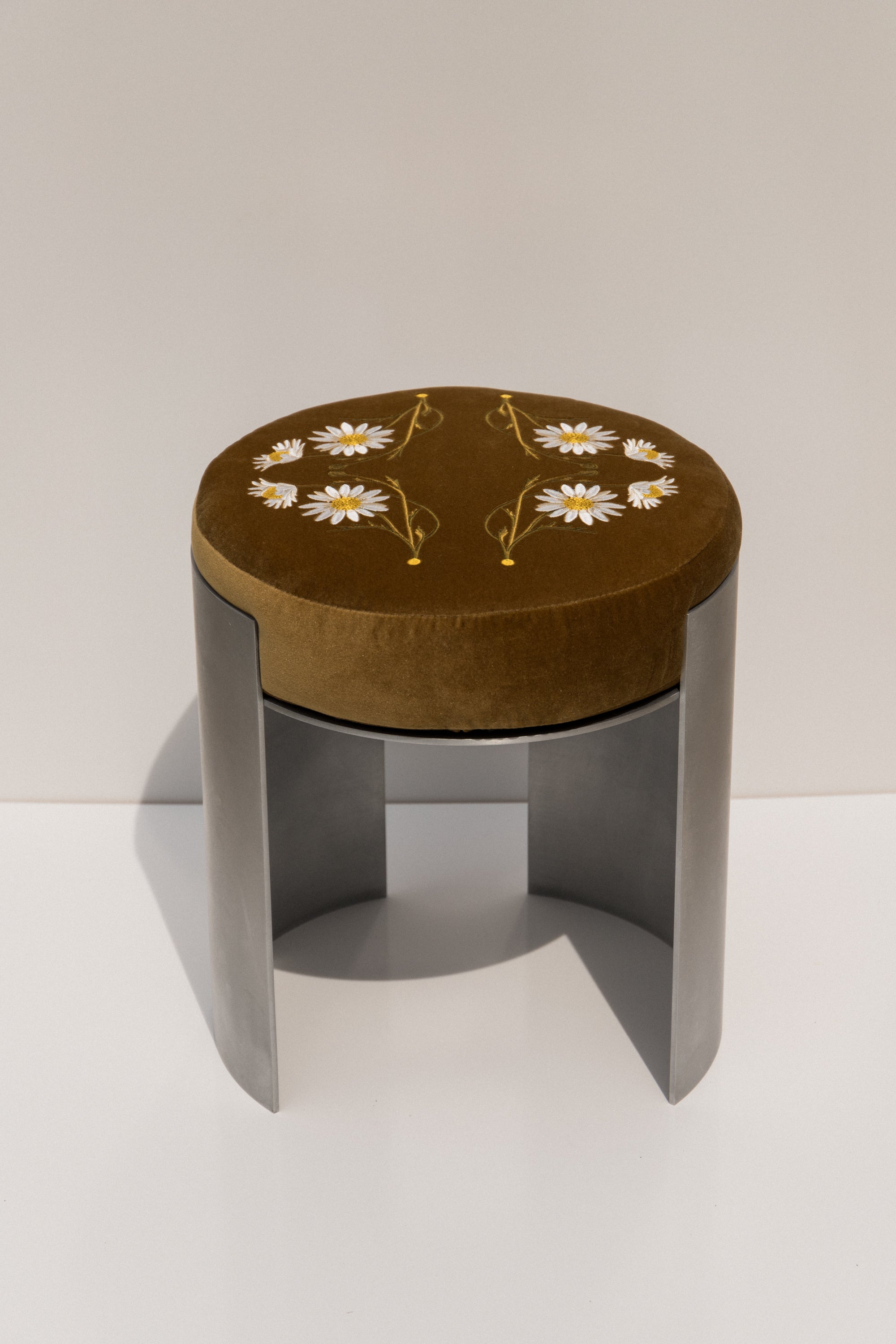 Polly Stool — Gingernut