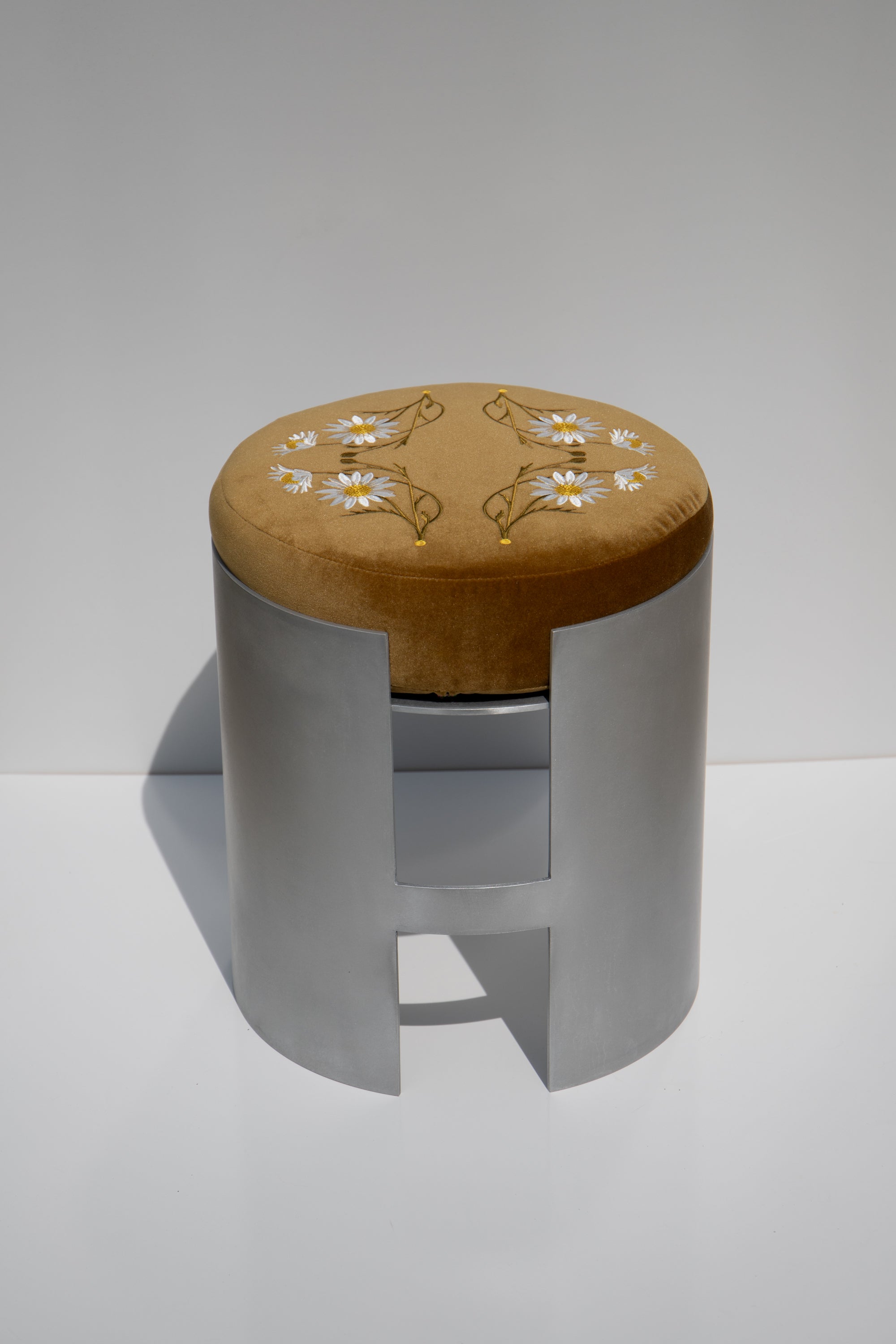 Polly Stool — Gingernut